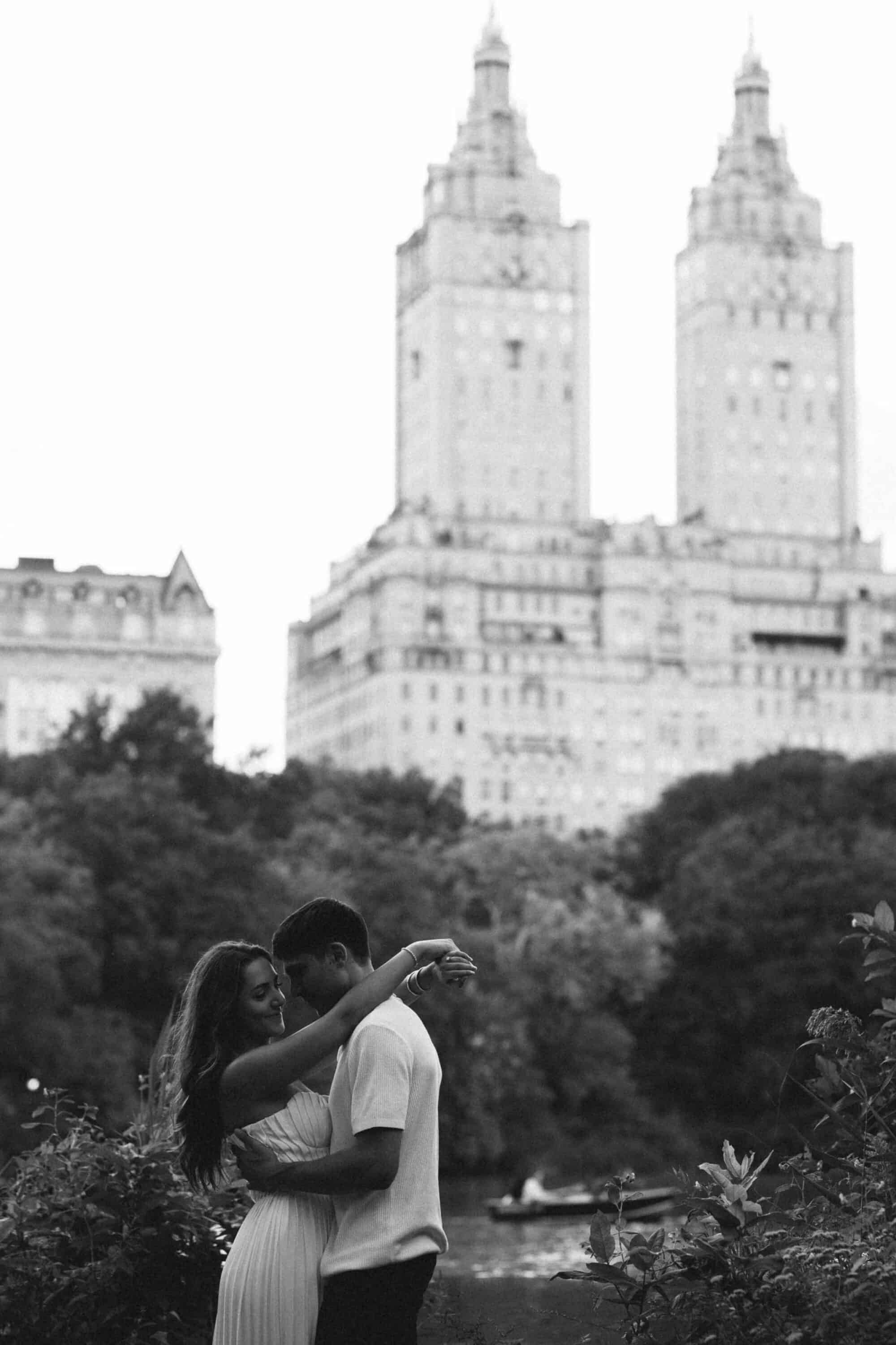 Editorial engagement photography in Central Park, New York